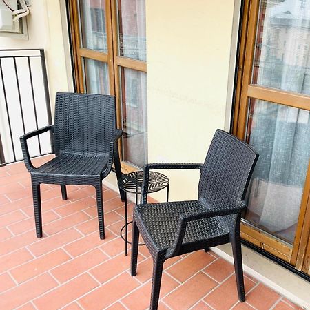 Appartamento Giallo Peschiera del Garda Exterior foto
